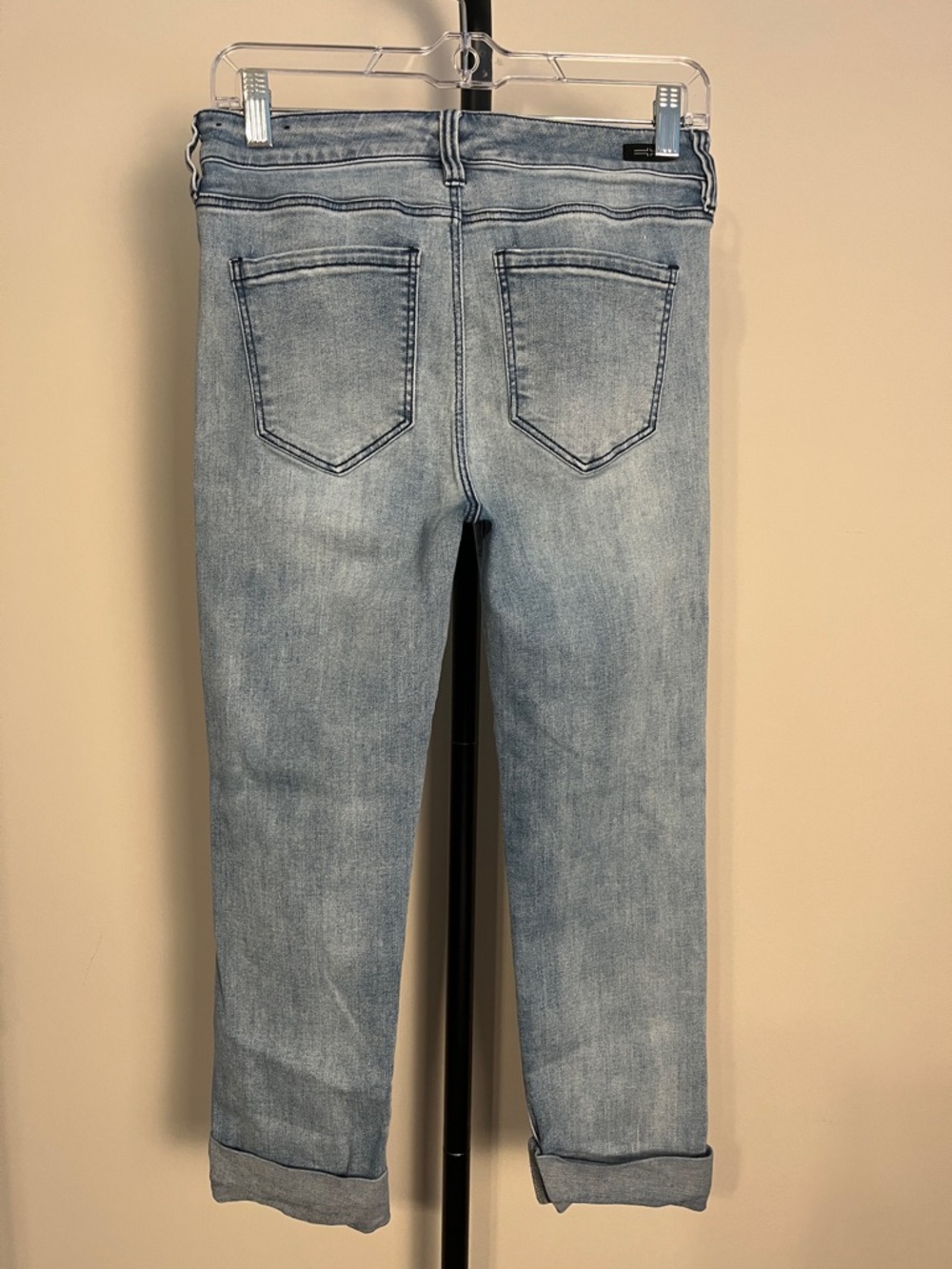Liverpool Crop Wide Cuff Stretchy Light Wash Blue Jeans Mid Rise Size 6 - Picture 4 of 13
